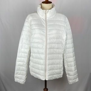 Like New! Old Navy White Quilted Lightweight Puffer Jacket - Size Large
